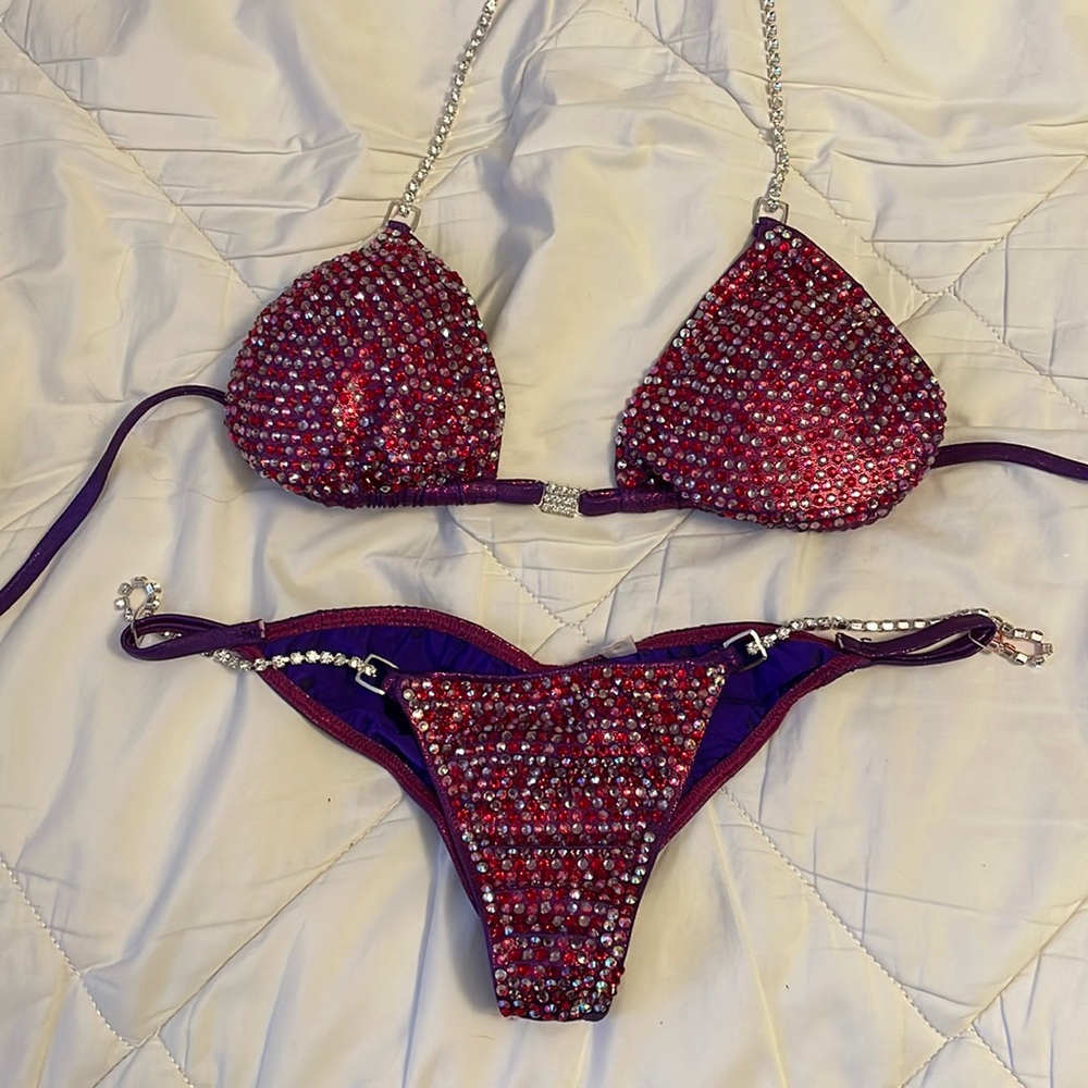 Ingrid Romero competition bikini purple red npc suit small